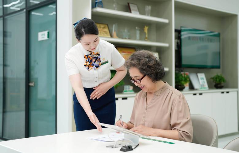 泰瑞医保卡怎么取现银行卡余额，很多人都搞错了